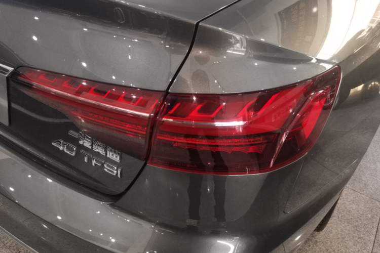 Used Audi A4L 2022 40 TFSI Luxury Dynamic Model Right Rear Taillight