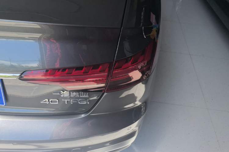 Used Audi A4L 2022 40 TFSI Fashion Dynamic Model Right Rear Taillight