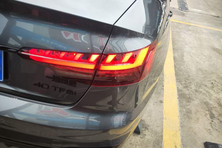 Used Audi A4L 2022 40 TFSI Luxury Dynamic Model Right Rear Taillight
