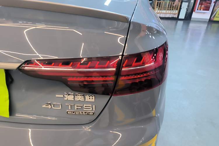 Used Audi A4L 2022 40 TFSI quattro RS Performance Package Right Rear Taillight