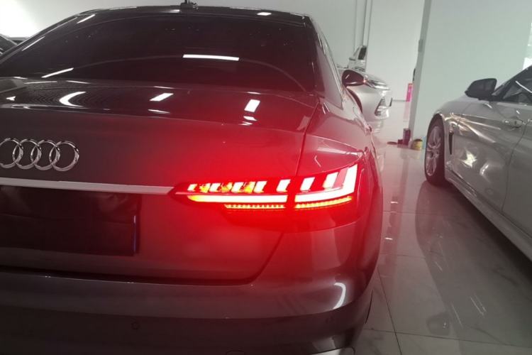 Used Audi A4L 2022 40 TFSI Fashion Dynamic Model Right Rear Taillight