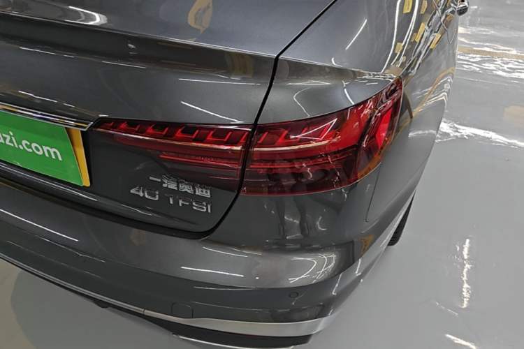 Used Audi A4L 2022 40 TFSI Fashion Dynamic Model Right Rear Taillight