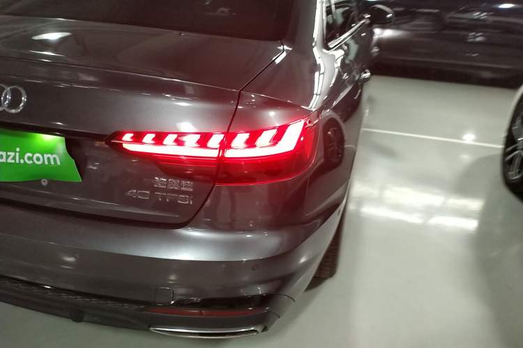 Used Audi A4L 2022 40 TFSI Luxury Dynamic Model Right Rear Taillight