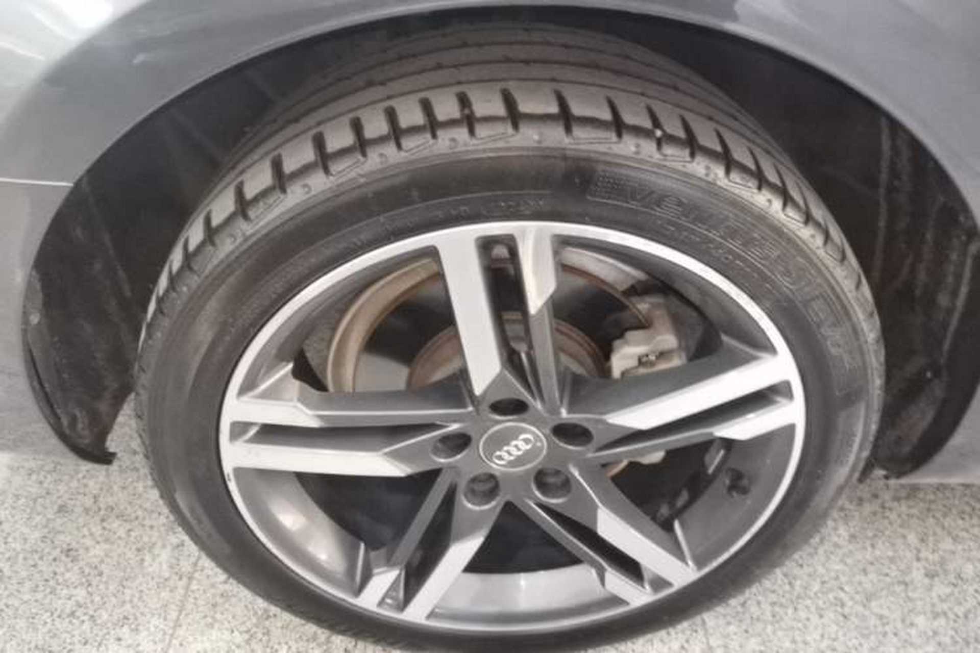 Used Audi A4L 2022 40 TFSI Luxury Dynamic Model Right Rear Wheel Hub