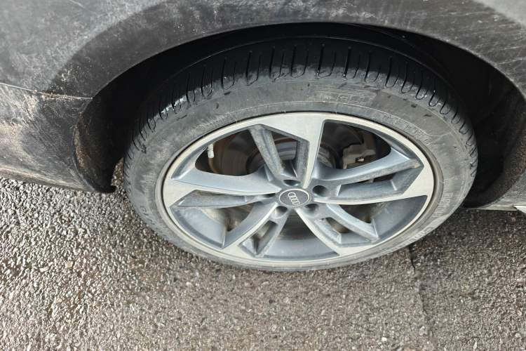 Used Audi A4L 2022 40 TFSI Fashion Dynamic Model Right Rear Wheel Hub