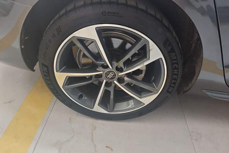 Used Audi A4L 2022 40 TFSI Fashion Dynamic Model Right Rear Wheel Hub