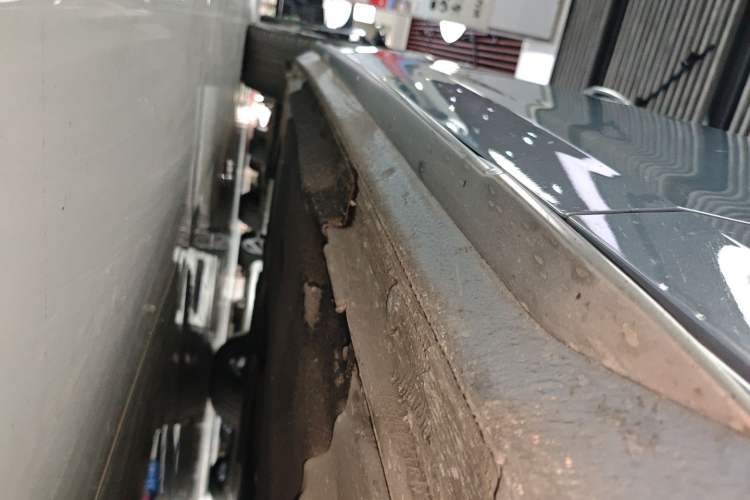 Used Audi A4L 2022 40 TFSI quattro RS Performance Package Right Side Sill