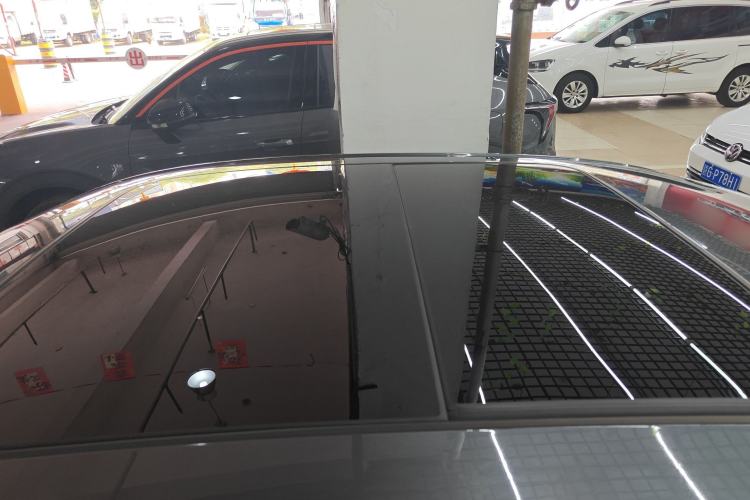 Used Audi A4L 2022 40 TFSI Luxury Dynamic Model Roof