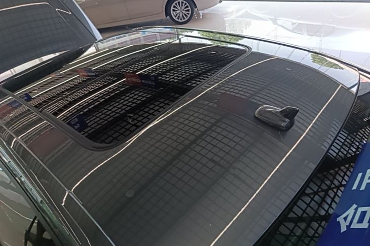 Used Audi A4L 2022 40 TFSI Luxury Dynamic Model Roof