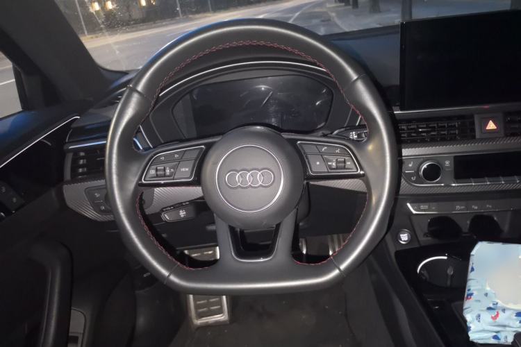 Used Audi A4L 2022 40 TFSI quattro RS Performance Package Steering Wheel