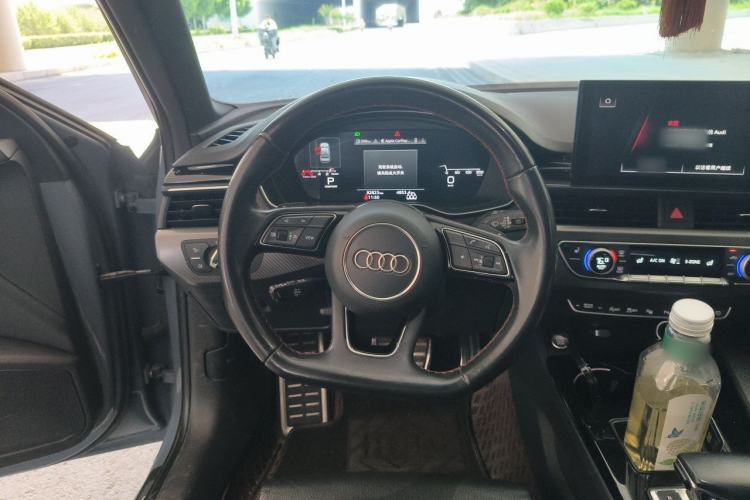 Used Audi A4L 2022 40 TFSI quattro RS Performance Package Steering Wheel