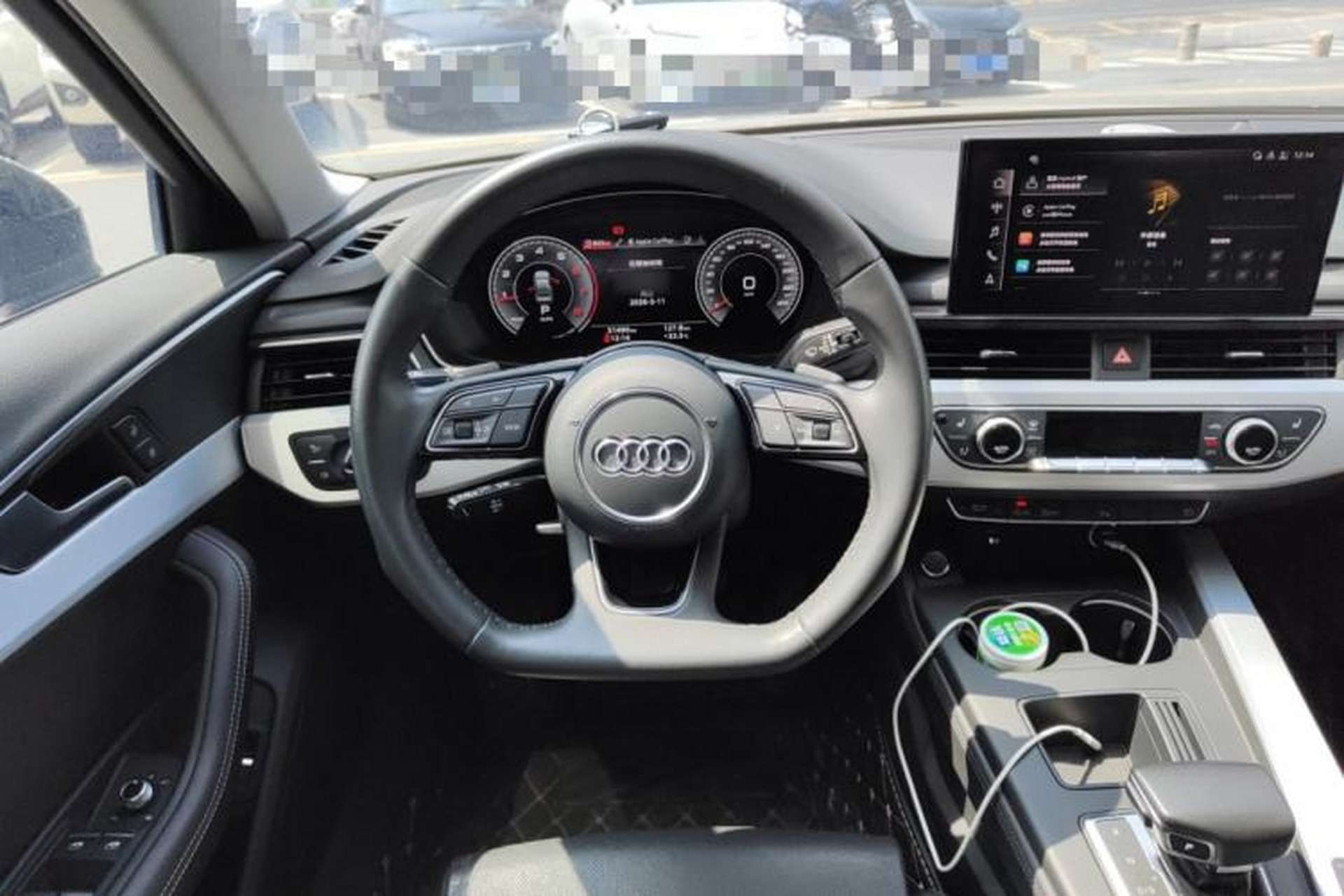 Used Audi A4L 2022 40 TFSI Luxury Dynamic Model Steering Wheel