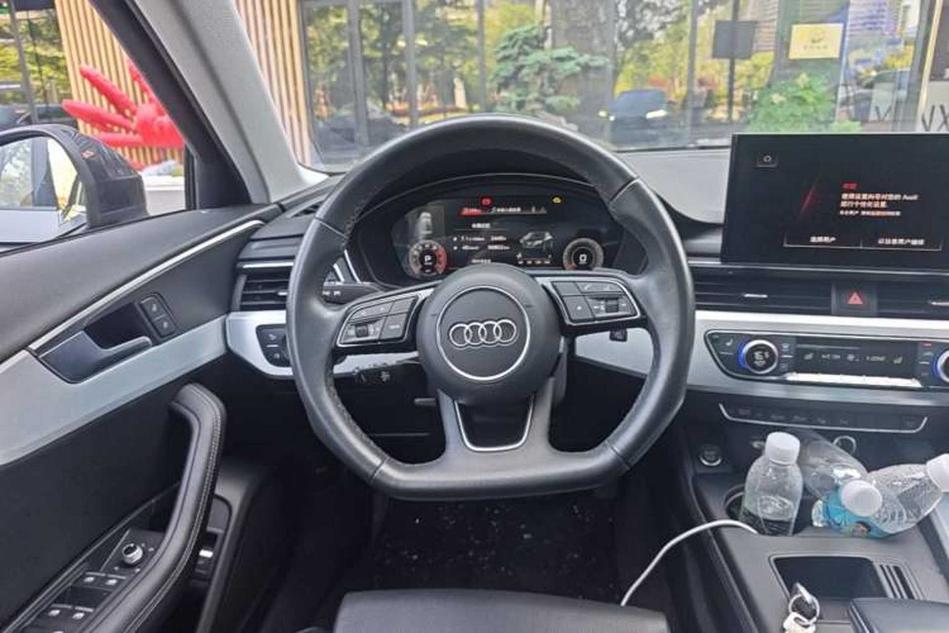 Used Audi A4L 2022 40 TFSI Luxury Dynamic Model Steering Wheel