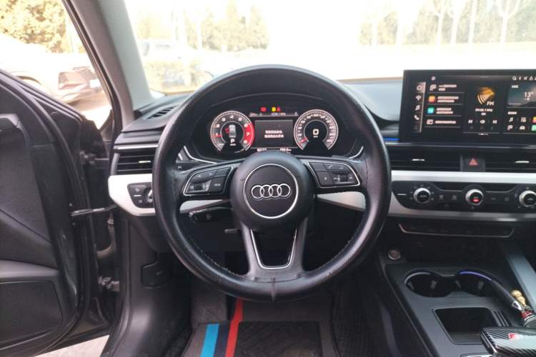 Used Audi A4L 2022 40 TFSI Fashion Dynamic Model Steering Wheel