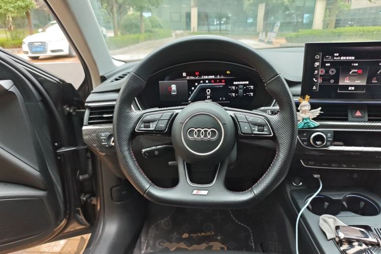 Used Audi A4L 2022 40 TFSI Fashion Dynamic Model Steering Wheel