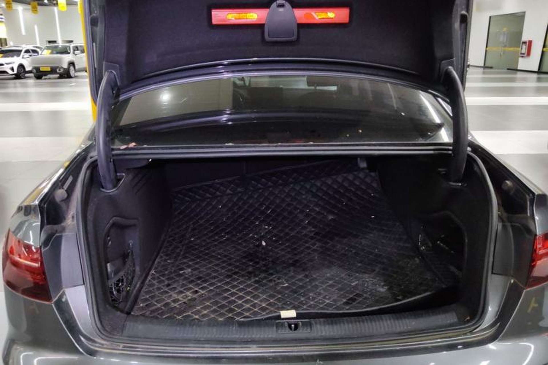 Used Audi A4L 2022 40 TFSI Luxury Dynamic Model Trunk