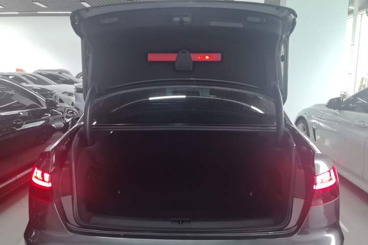 Used Audi A4L 2022 40 TFSI Fashion Dynamic Model Trunk