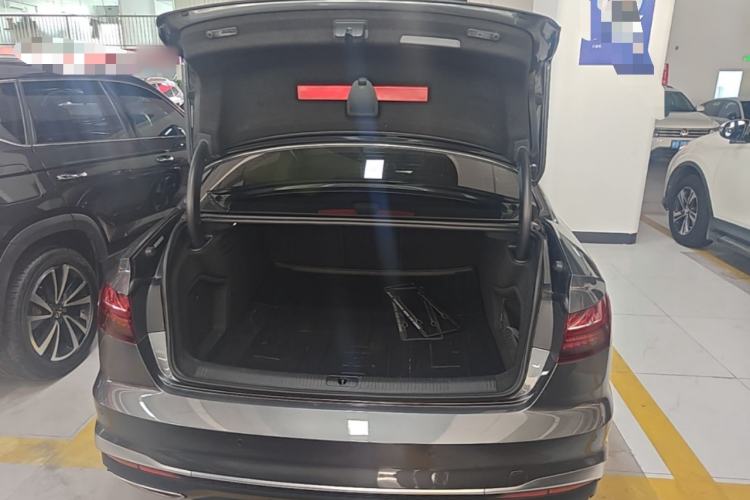 Used Audi A4L 2022 40 TFSI Fashion Dynamic Model Trunk