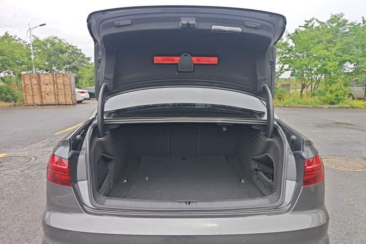 Used Audi A4L 2022 40 TFSI Luxury Dynamic Model Trunk