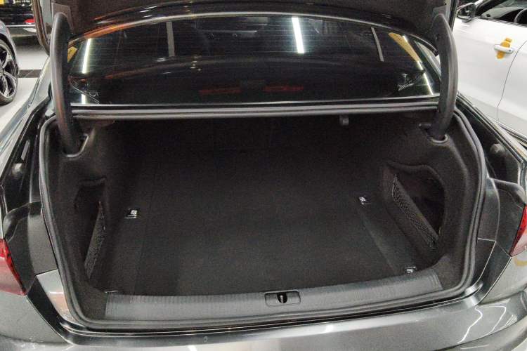 Used Audi A4L 2022 40 TFSI Luxury Dynamic Model Trunk