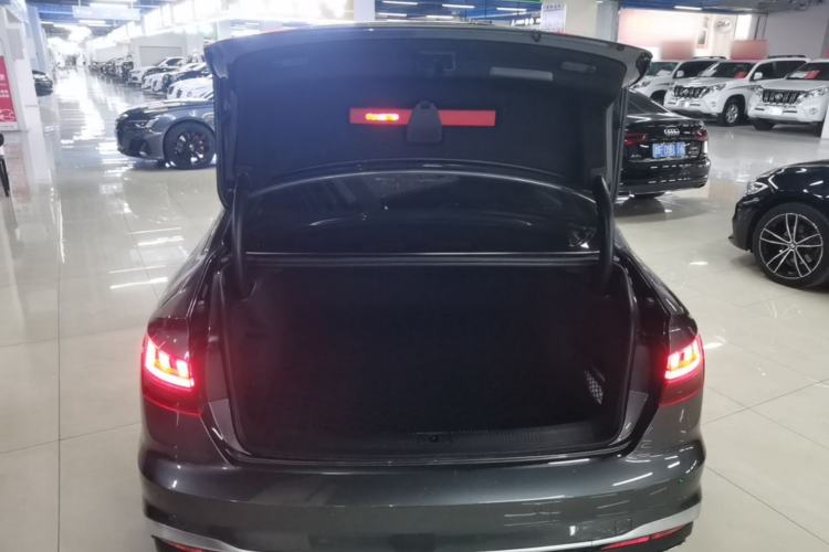 Used Audi A4L 2022 40 TFSI Fashion Dynamic Model Trunk