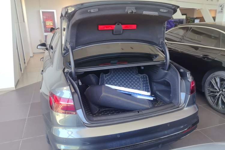 Used Audi A4L 2022 40 TFSI Luxury Dynamic Model Trunk