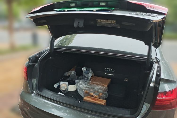 Used Audi A4L 2022 40 TFSI Fashion Dynamic Model Trunk