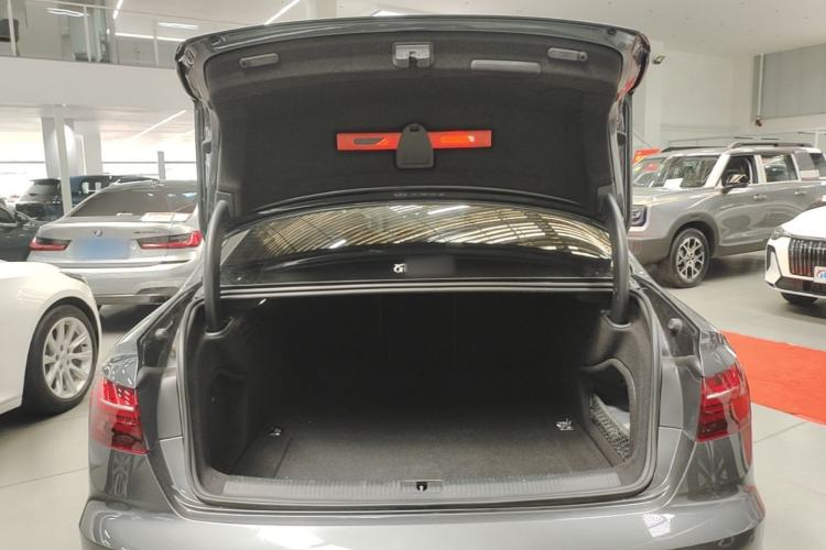Used Audi A4L 2022 40 TFSI Fashion Dynamic Model Trunk