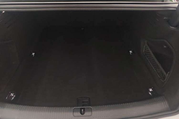 Used Audi A4L 2022 40 TFSI Fashion Dynamic Model Trunk