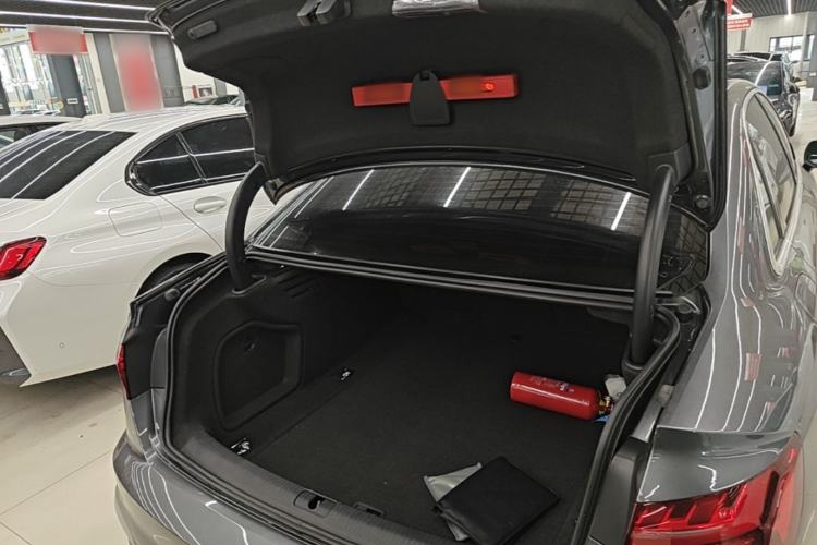Used Audi A4L 2022 40 TFSI Fashion Dynamic Model Trunk