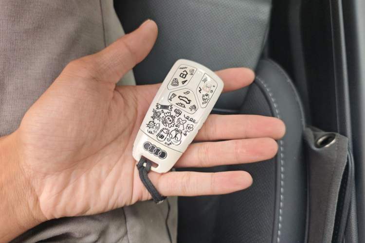Used Audi A4L 2022 40 TFSI Fashion Dynamic Model Vehicle Key