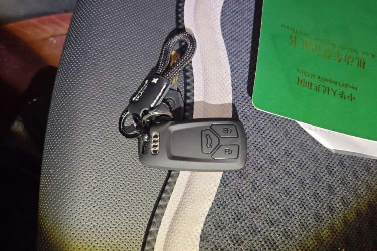 Used Audi A4L 2022 40 TFSI Fashion Dynamic Model Vehicle Key