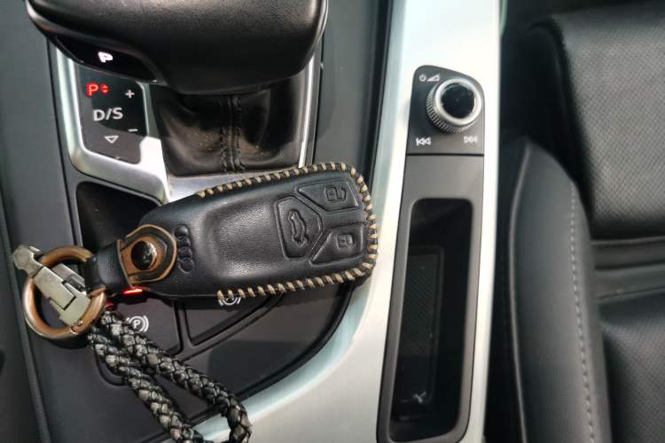 Used Audi A4L 2022 40 TFSI Fashion Dynamic Model Vehicle Key
