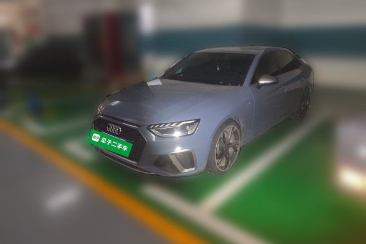 Używany Audi A4L 2022 40 TFSI quattro RS Performance Package Guazi used car, China used car export, Used car for sale, Used cars, Cheapest cars for sale