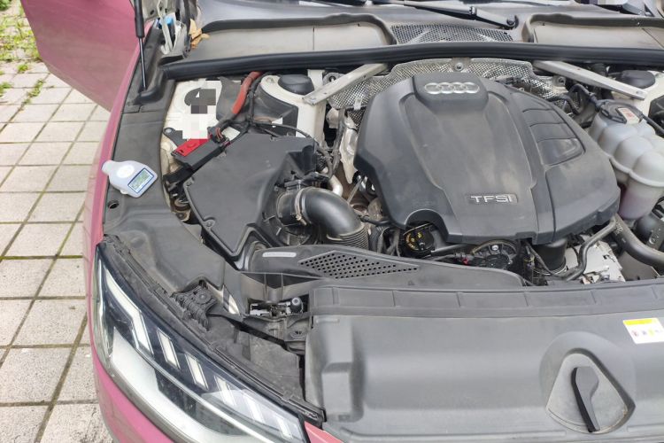 Used Audi A4L 2022 40 TFSI Fashion Dynamic Model Engine Bay Right