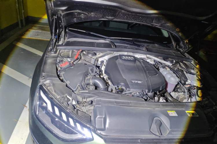 Used Audi A4L 2022 40 TFSI Fashion Dynamic Model Engine Bay Right