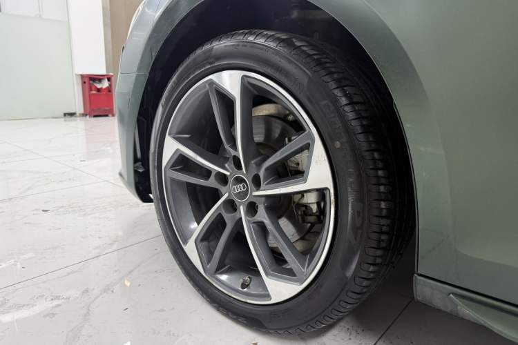 Used Audi A4L 2022 40 TFSI Fashion Dynamic Model Exterior 5