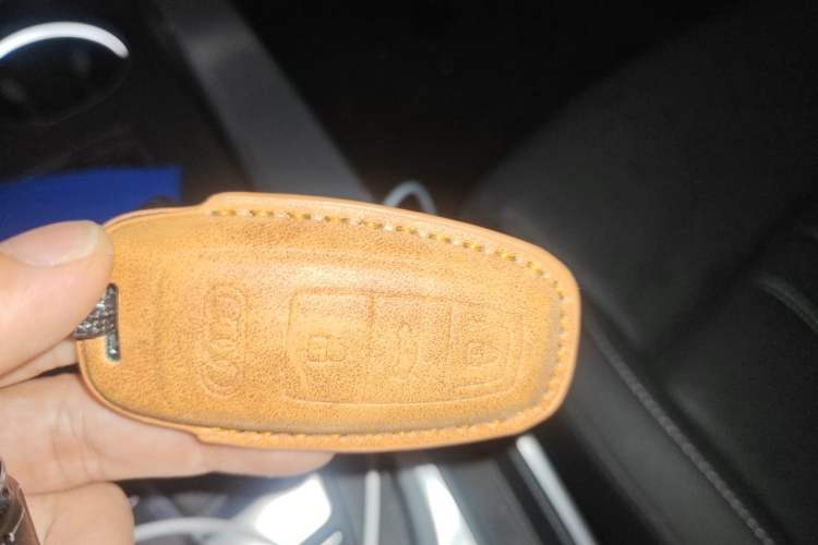 Used Audi A4L 2022 40 TFSI Fashion Dynamic Model Vehicle Key