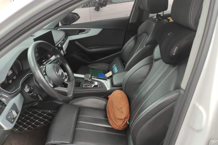 Used Audi A4L 2022 40 TFSI Luxury Dynamic Model Left Front Seat
