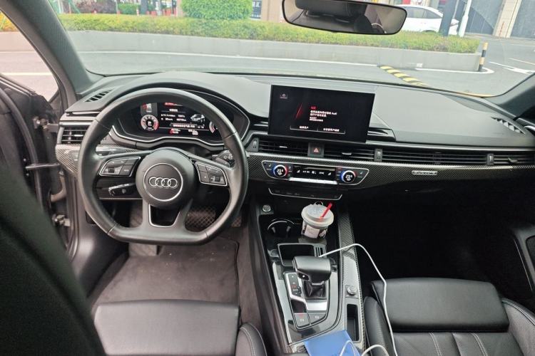 Used Audi A4L 2022 45 TFSI quattro Prestige Dynamic Edition Center Console