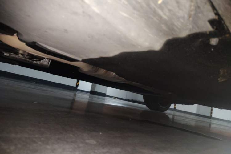 Used Audi A4L 2022 40 TFSI Luxury Dynamic Model Chassis Front Left