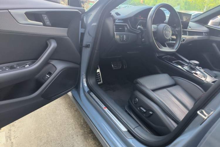 Used Audi A4L 2022 40 TFSI quattro RS Performance Package Driver Seat