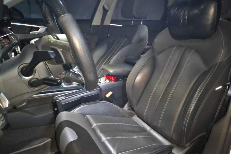 Used Audi A4L 2022 40 TFSI Luxury Dynamic Model Left Front Seat