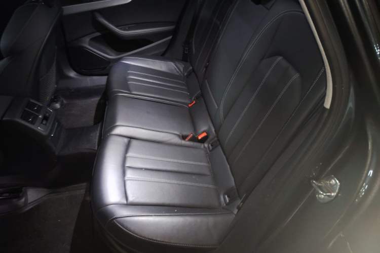 Used Audi A4L 2022 40 TFSI Luxury Dynamic Model Left Rear Seat