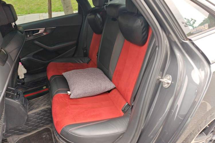 Used Audi A4L 2022 45 TFSI quattro Prestige Dynamic Edition Left Rear Seat
