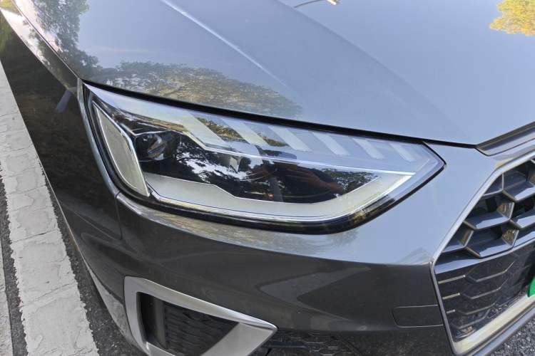 Used Audi A4L 2022 40 TFSI Fashion Dynamic Model Right Front Headlight