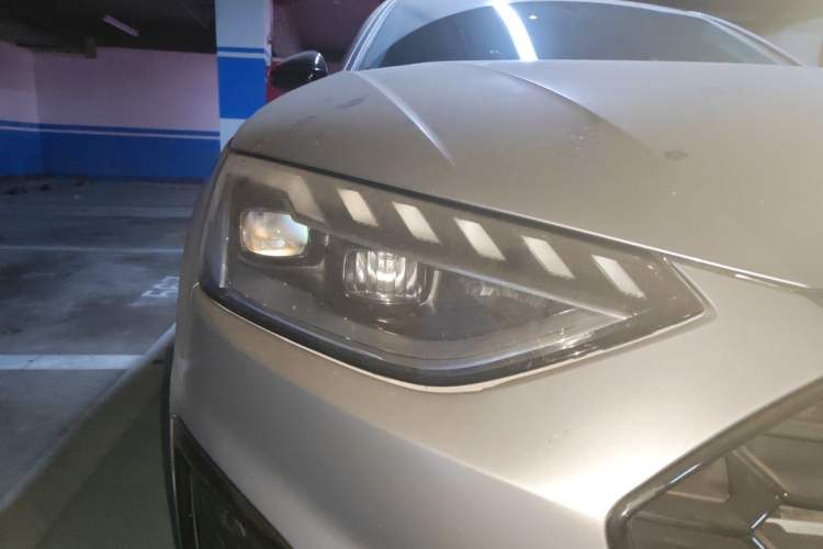 Used Audi A4L 2022 40 TFSI Luxury Dynamic Model Right Front Headlight