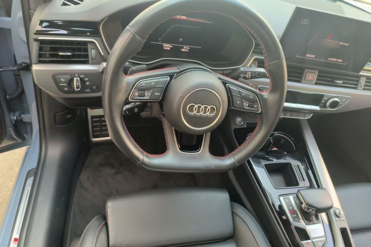 Used Audi A4L 2022 40 TFSI quattro RS Performance Package Steering Wheel