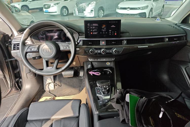 Used Audi A4L 2022 40 TFSI Fashion Dynamic Model Interior 2