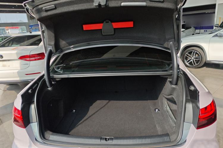 Used Audi A4L 2022 40 TFSI Fashion Dynamic Model Trunk